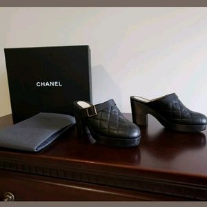 Chanel Black Quilted Leather Platform clogs Pumps